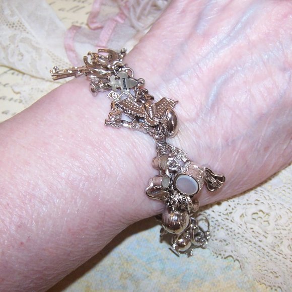 Single Link Sterling Silver Charm Bracelet Loaded with 42 Different Charms - Picture 2 of 9